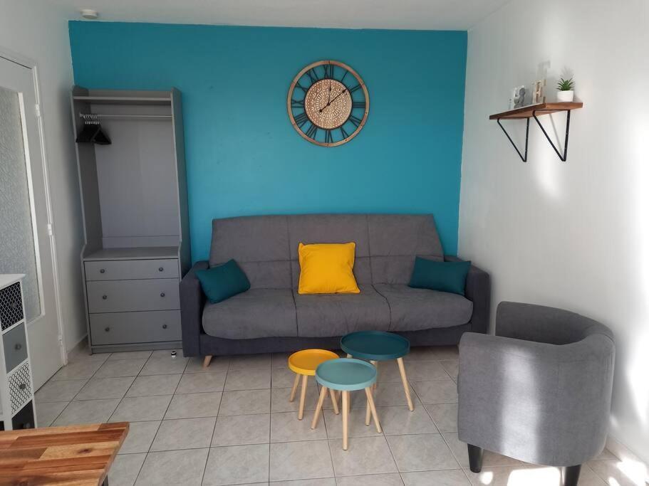 Appart 2/4 Pers Proche Centre Avec Balcon, Parking 纳博讷 外观 照片