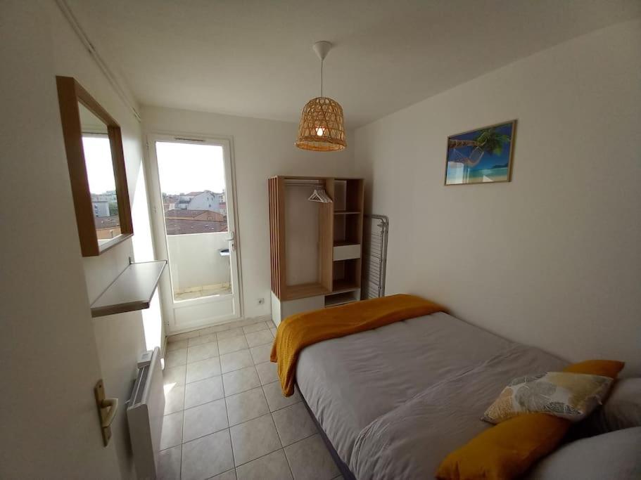 Appart 2/4 Pers Proche Centre Avec Balcon, Parking 纳博讷 外观 照片