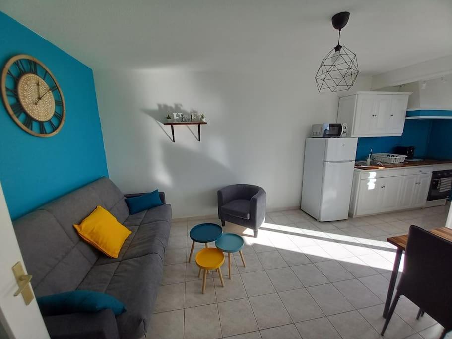 Appart 2/4 Pers Proche Centre Avec Balcon, Parking 纳博讷 外观 照片